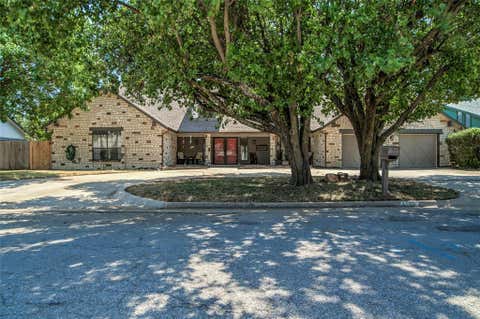 Photo of 1104 NW 141st Street, Edmond, OK 73013 (MLS # 1245407)