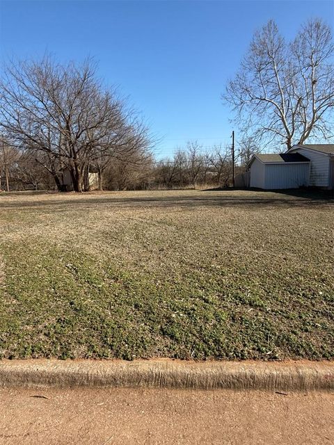 Photo of 5112 S Georgia Place, Oklahoma City, OK 73129 (MLS # 1211126)