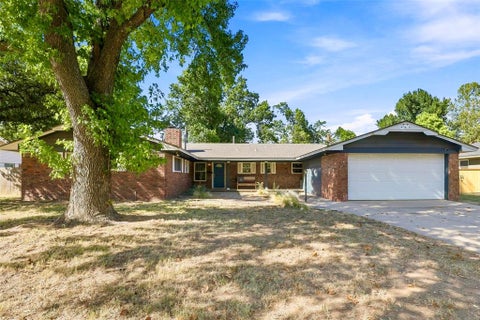 Photo of 2603 Brentwood Drive, Norman, OK 73069 (MLS # 1246450)
