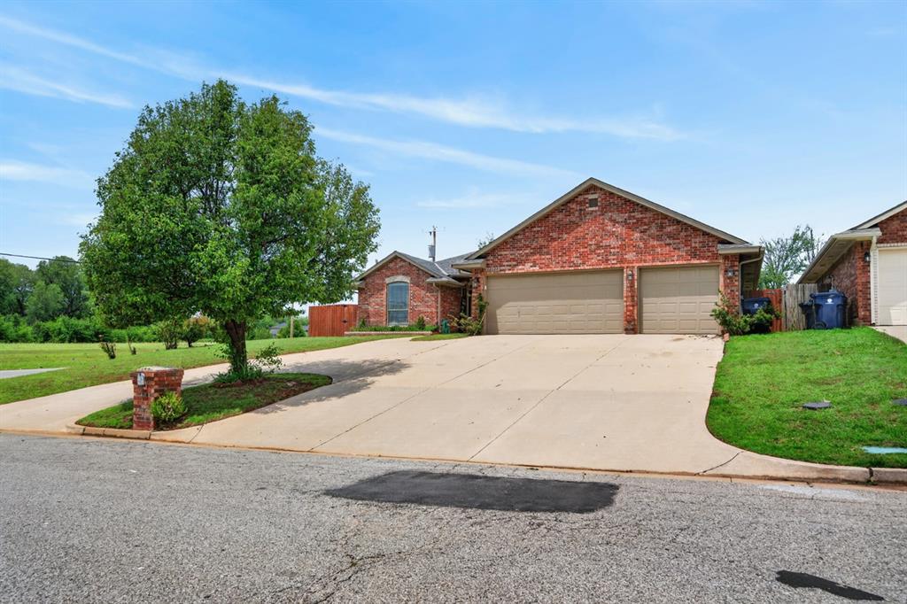 Photo 1 of 50 — 12127 SW 4th Street, Yukon, OK 73099