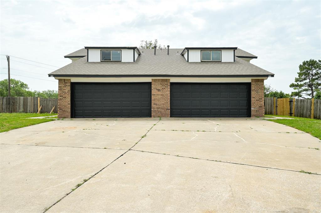 Photo 1 of 49 — 524 Westwood Court 526, Oklahoma City, OK 73127