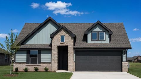 Photo of 1236 Mahogany Lane, Piedmont, OK 73078 (MLS # 1211258)