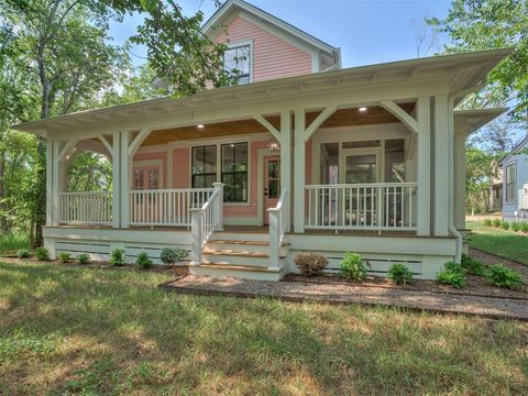 Photo of 18246 Willowbrooke Court, Norman, OK 73072 (MLS # 1233371)