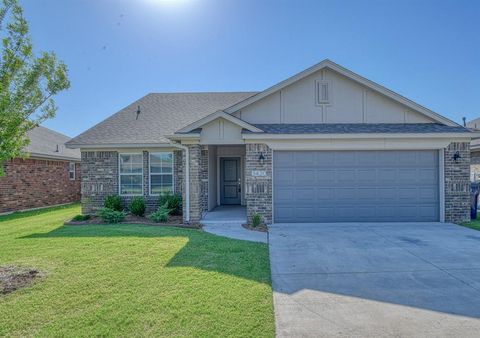 Photo of 3420 Mount Nebo Drive, Yukon, OK 73099 (MLS # 1218276)
