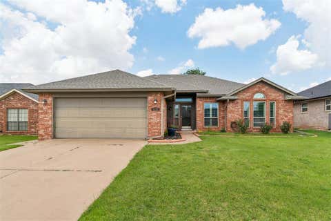 Photo of 2705 NW 160th Terrace, Edmond, OK 73013 (MLS # 1239442)