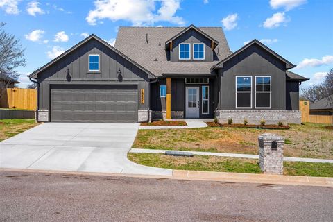 Photo of 13201 Red Oak Drive, Choctaw, OK 73020 (MLS # 1202335)