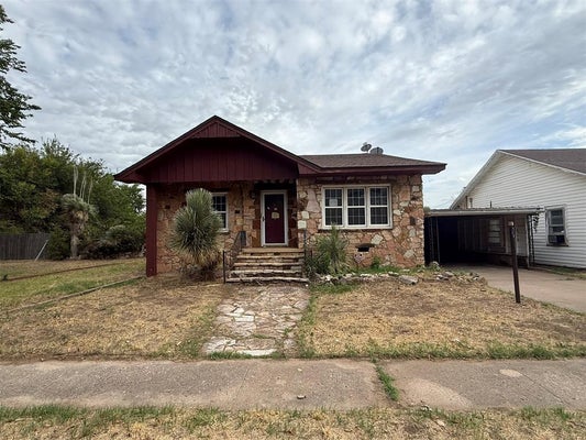 206 W 1ST ST, WATONGA, OK 73772 - Image dc1cd20cb27e1e44e77e6549f8a68d33/4257530750