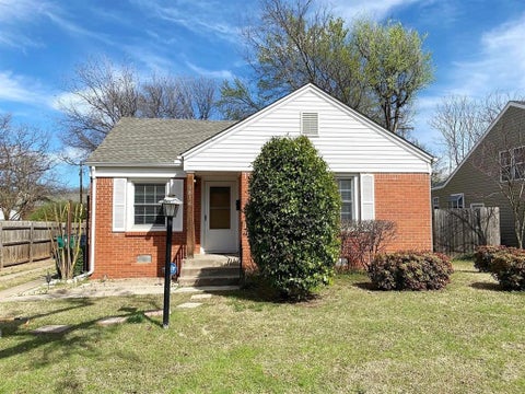 Photo of 3816 Putnam Heights Boulevard, Oklahoma City, OK 73118 (MLS # 1235452)