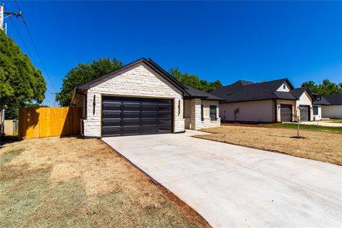 Photo of 4212 N Shadybrook Drive, Oklahoma City, OK 73110 (MLS # 1227728)