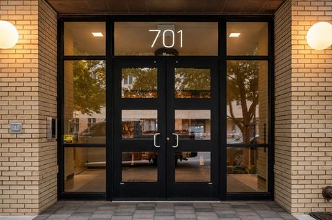 Photo of 701 N Hudson Avenue #304, Oklahoma City, OK 73102 (MLS # 1227944)