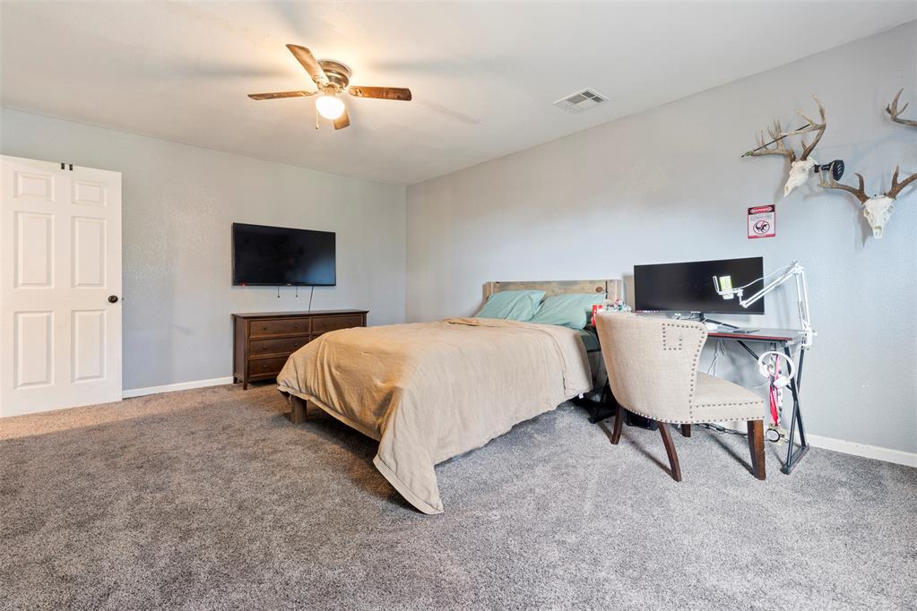 Meeker, Oklahoma 74855, United States, 4 Bedrooms Bedrooms, ,3 BathroomsBathrooms,Residential,Active,209803