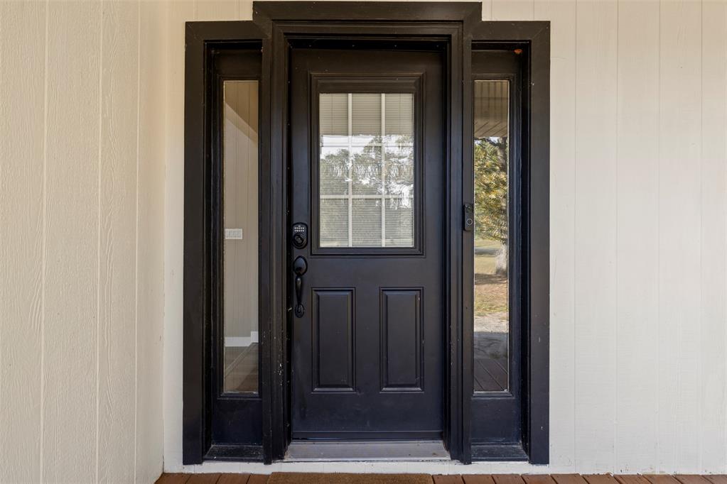 Meeker, Oklahoma 74855, United States, 4 Bedrooms Bedrooms, ,3 BathroomsBathrooms,Residential,Active,209803