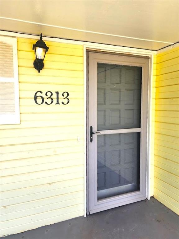 6313 Westway