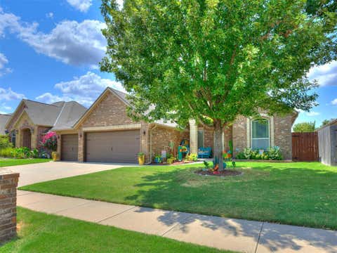 Photo of 12405 Heathfield Lane, Oklahoma City, OK 73173 (MLS # 1244336)