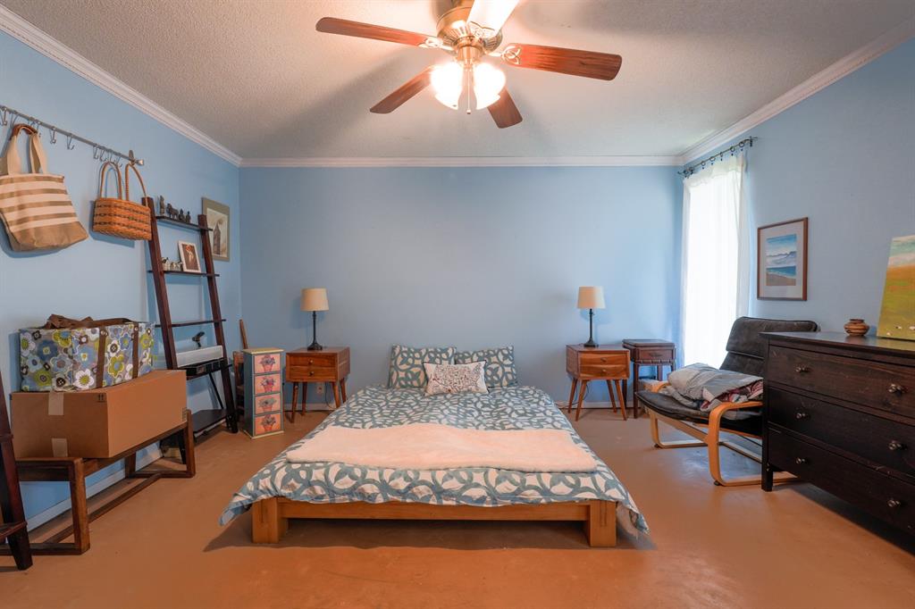 Shawnee, Oklahoma 74804, United States, 3 Bedrooms Bedrooms, ,2 BathroomsBathrooms,Residential,Active,211488