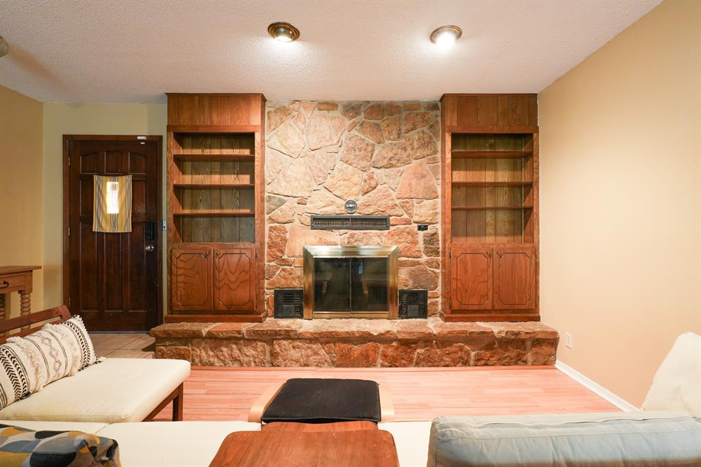 Shawnee, Oklahoma 74804, United States, 3 Bedrooms Bedrooms, ,2 BathroomsBathrooms,Residential,Active,211488