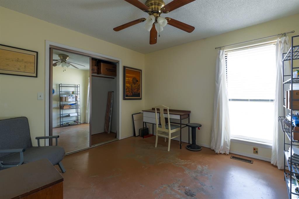 Shawnee, Oklahoma 74804, United States, 3 Bedrooms Bedrooms, ,2 BathroomsBathrooms,Residential,Active,211488