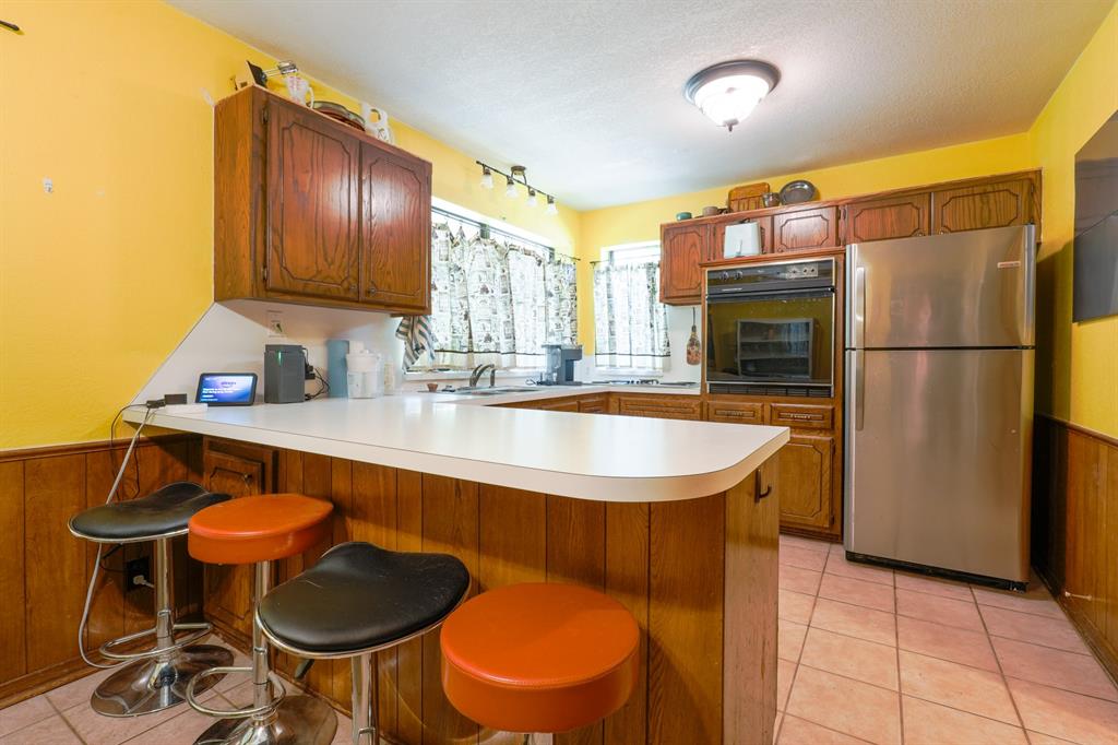 Shawnee, Oklahoma 74804, United States, 3 Bedrooms Bedrooms, ,2 BathroomsBathrooms,Residential,Active,211488