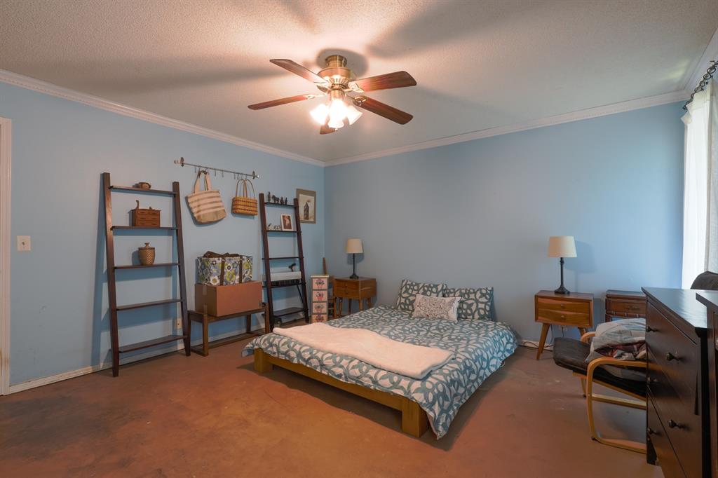 Shawnee, Oklahoma 74804, United States, 3 Bedrooms Bedrooms, ,2 BathroomsBathrooms,Residential,Active,211488