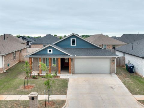 Photo of 1236 SW 162nd Street, Oklahoma City, OK 73170 (MLS # 1227961)