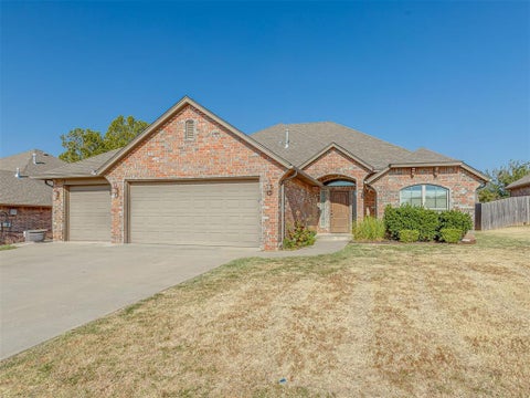 Photo of 529 Whispering Oaks Boulevard, Moore, OK 73160 (MLS # 1250908)