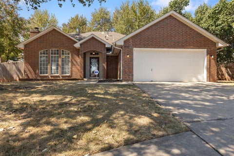 Photo of 1420 NW 183rd Terrace, Edmond, OK 73012 (MLS # 1246748)