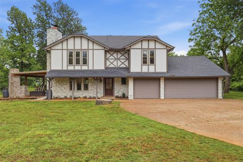 Photo of 1831 NW 16th Street, Newcastle, OK 73065 (MLS # 1233472)
