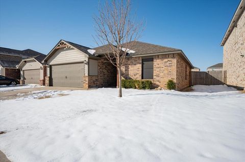 Photo of 1708 Burgundy Drive, El Reno, OK 73036 (MLS # 1212314)