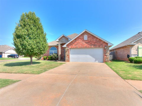 Photo of 3437 NW 161st Street, Edmond, OK 73013 (MLS # 1242170)