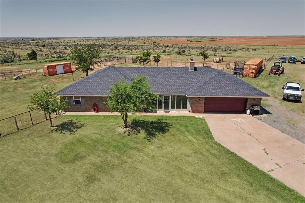 Photo 1 of 42 — 19298 East County Road 169, Altus, OK 73521