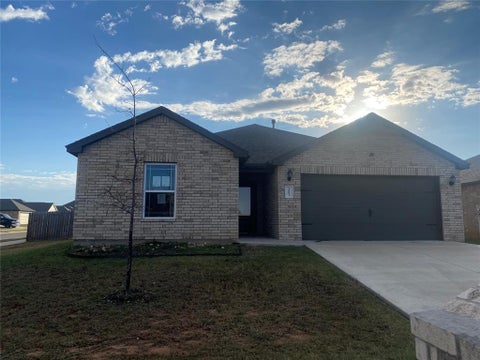 Photo of 1601 Vermilion Lane, El Reno, OK 73036 (MLS # 1255069)