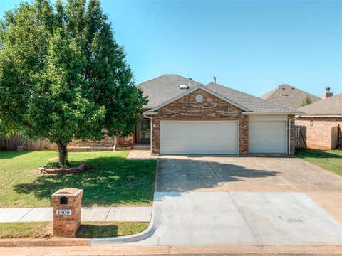 Photo of 1800 Fairmont Lane, Edmond, OK 73013 (MLS # 1242265)