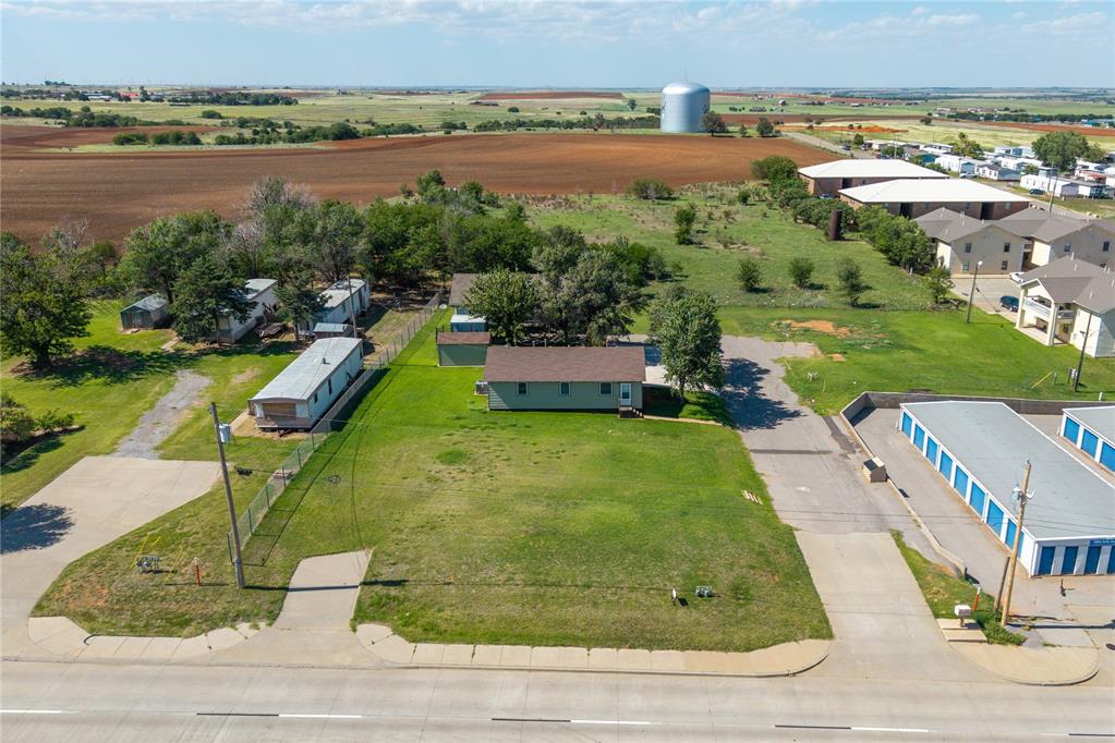 Photo 1 of 30 — 519 W Davis Avenue, Weatherford, OK 73096