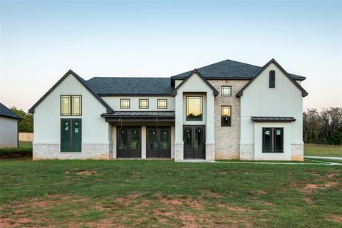 Photo of 8302 Autumn Blaze Drive, Blanchard, OK 73010 (MLS # 1183988)