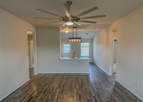 Photo of 528 Fox Burrow Lane, Newcastle, OK 73065 (MLS # 1255711)