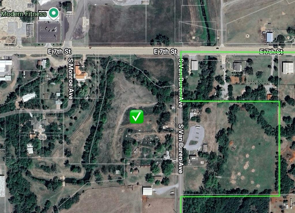 Photo 1 of 2 — 523 S Van Buren, Elk City, OK 73644