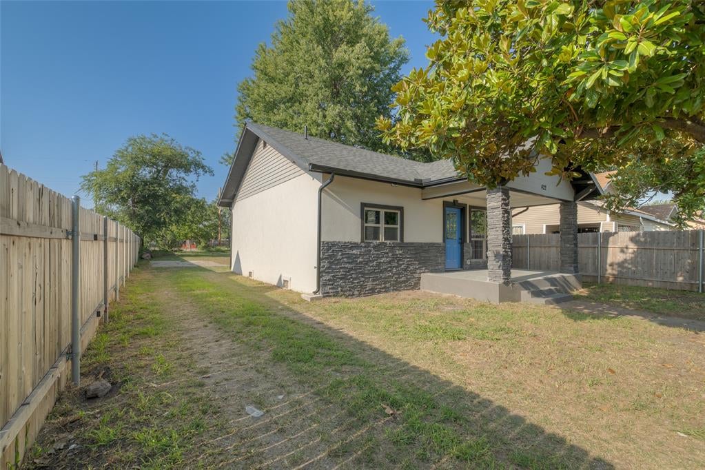 422 SE 17th Street