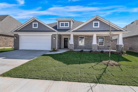 Photo of 1417 SW 160th Street, Moore, OK 73170 (MLS # 1250453)