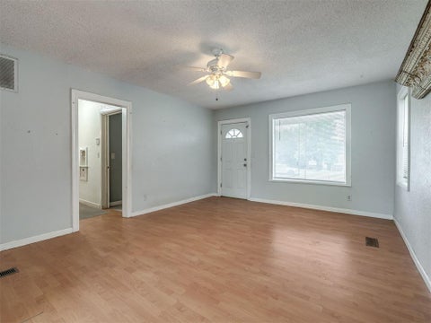 Photo of 3525 NW 18th Street, Oklahoma City, OK 73107 (MLS # 1252089)