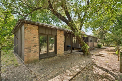 Photo of 423 S Flood Avenue, Norman, OK 73069 (MLS # 1252643)