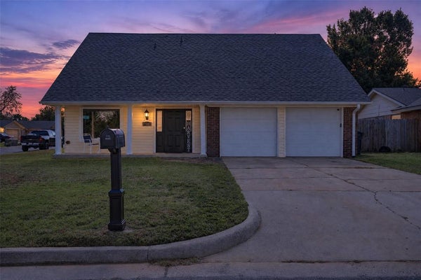 8500 NW 90TH ST, OKLAHOMA CITY, OK 73132 - Image e240a50ea2e8493e653f142e2f70ed8d/434526071