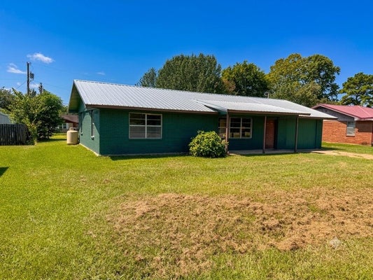 312 E MEADOWVIEW ST, VALLIANT, OK 74764 - Image e26fb994e64bcb27c41f9bb635d6ce06/3697220462