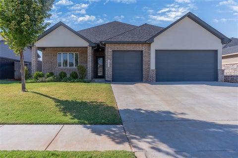Photo of 8332 NW 151st Terrace, Edmond, OK 73013 (MLS # 1248350)