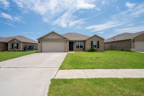 Photo of 512 SE 5th Street, Newcastle, OK 73065 (MLS # 1234630)