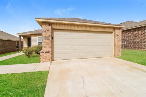 Photo of 11713 NW 100th Street, Yukon, OK 73099 (MLS # 1225686)