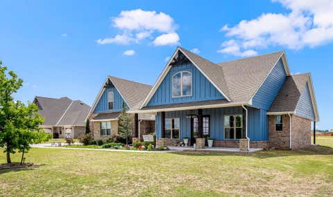 Photo of 2153 Brentwood Boulevard, Norman, OK 73072 (MLS # 1225029)