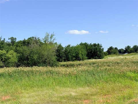 Photo of 4494 Largo LK, Edmond, OK 73025 (MLS # 1233983)