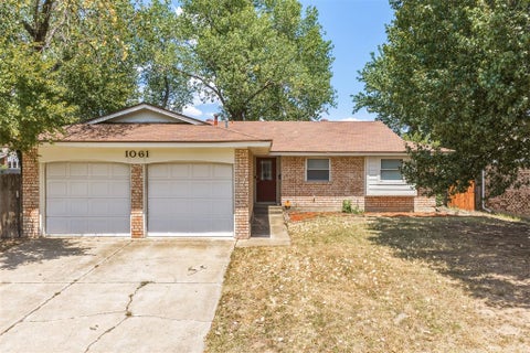 Photo of 1061 W Main Street, Moore, OK 73160 (MLS # 1255578)
