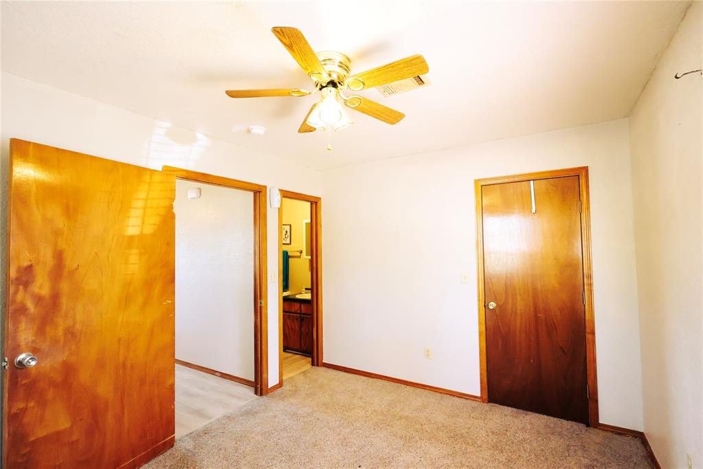 Shawnee, Oklahoma 74801, United States, 2 Bedrooms Bedrooms, ,2 BathroomsBathrooms,Residential,Active,222072