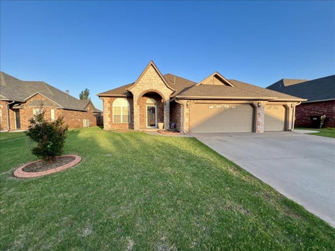 Photo of 1701 Dorothy Drive, Oklahoma City, OK 73170 (MLS # 1233584)